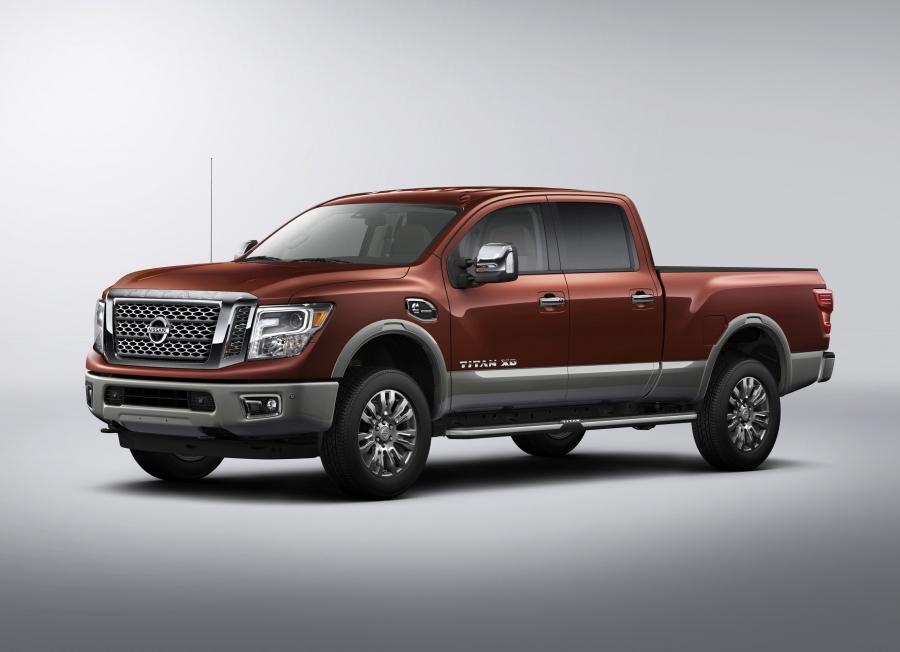  Nissan Titan Crew Cab XD Platinum Reserve 2015 года  (фото 14 из 33)